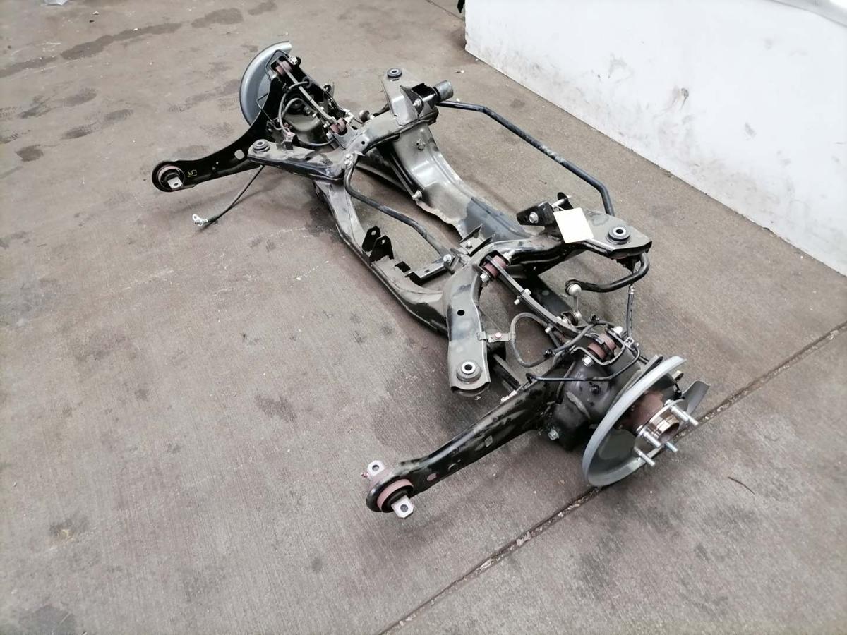 Mitsubishi Eclipse Cross original Hinterachse mit Lenker und Lager 2.4 72kw Allrad Bj.2023